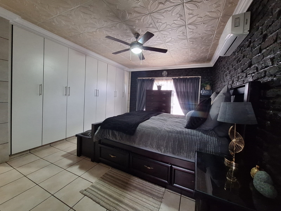 4 Bedroom Property for Sale in Heidelberg A H Gauteng