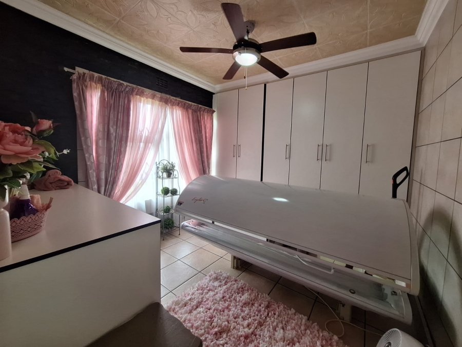 4 Bedroom Property for Sale in Heidelberg A H Gauteng