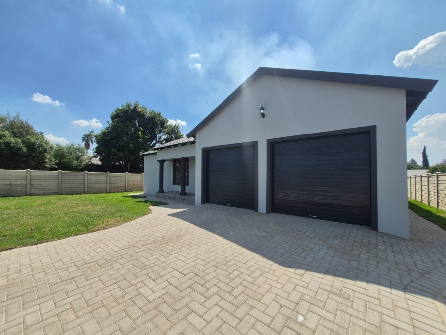 3 Bedroom Property for Sale in Riversdale Gauteng