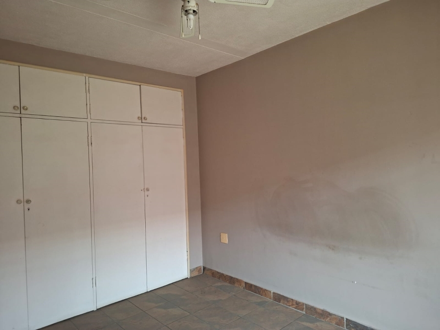 1 Bedroom Property for Sale in Vereeniging Gauteng