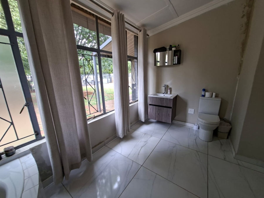 3 Bedroom Property for Sale in Three Rivers Gauteng