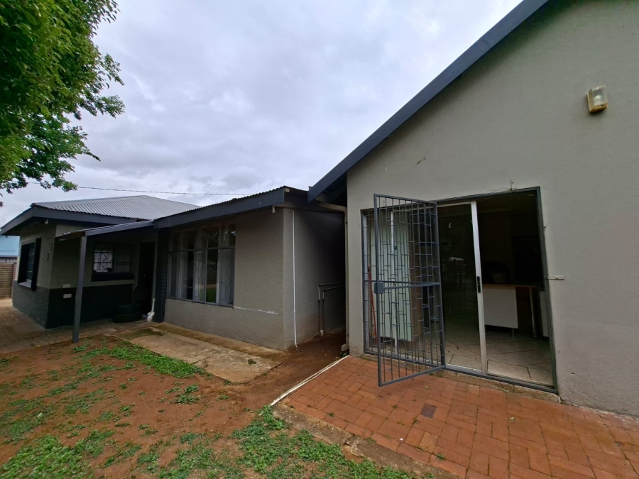 3 Bedroom Property for Sale in Three Rivers Gauteng