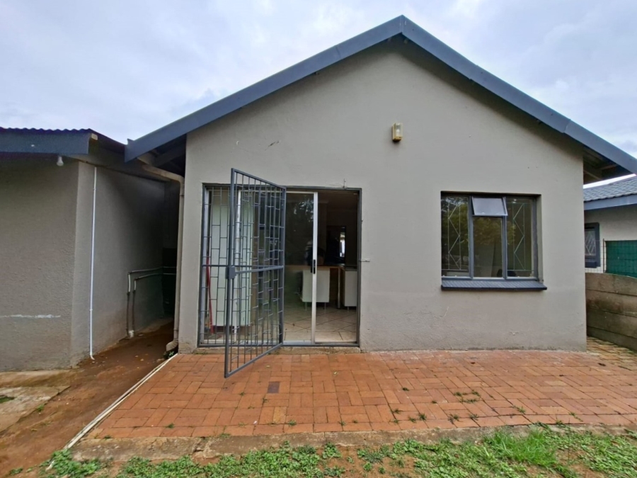 3 Bedroom Property for Sale in Three Rivers Gauteng