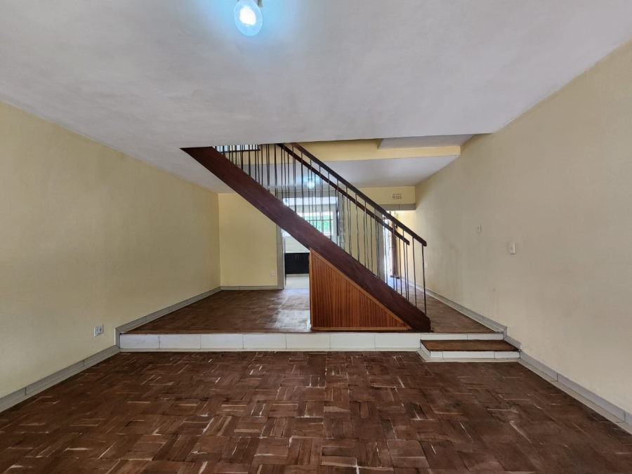 2 Bedroom Property for Sale in Three Rivers Proper Gauteng