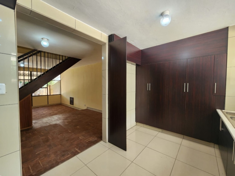 2 Bedroom Property for Sale in Three Rivers Proper Gauteng