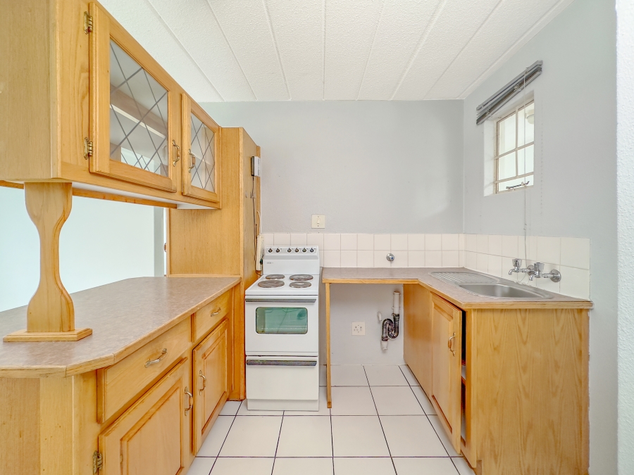 To Let 2 Bedroom Property for Rent in Groenkloof Gauteng