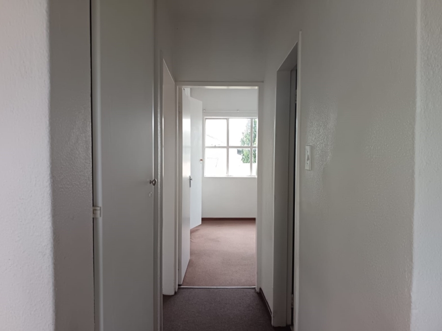 2 Bedroom Property for Sale in Three Rivers Proper Gauteng