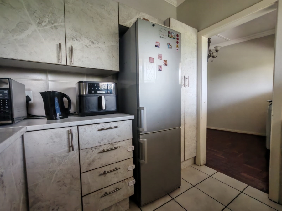 2 Bedroom Property for Sale in Three Rivers Proper Gauteng