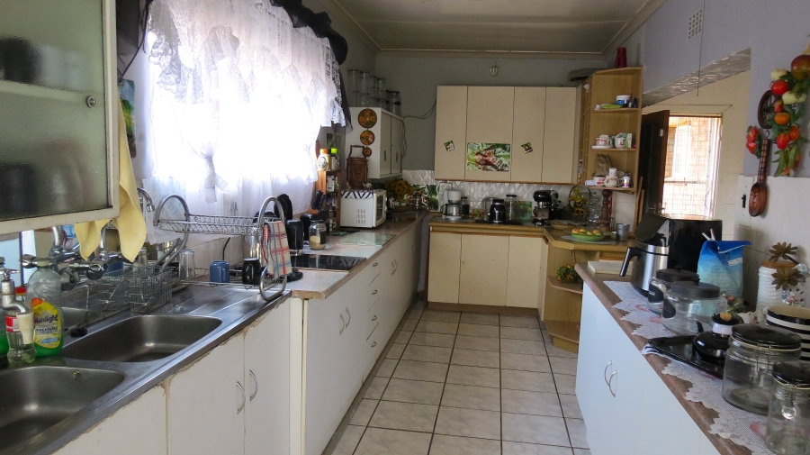 4 Bedroom Property for Sale in Randgate Gauteng