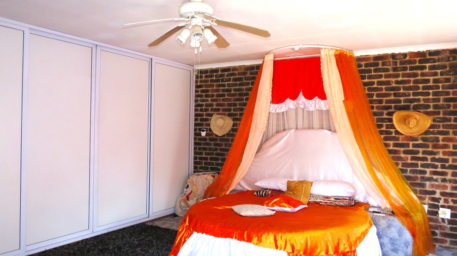 4 Bedroom Property for Sale in Randgate Gauteng