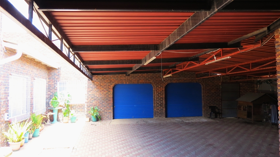 4 Bedroom Property for Sale in Randgate Gauteng
