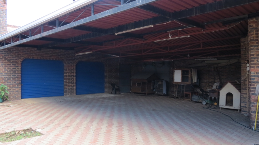 4 Bedroom Property for Sale in Randgate Gauteng