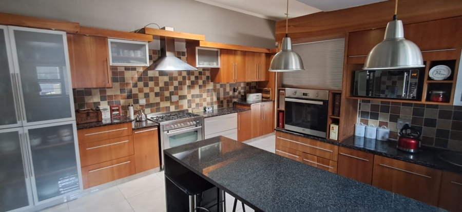 4 Bedroom Property for Sale in Meyerton Central Gauteng