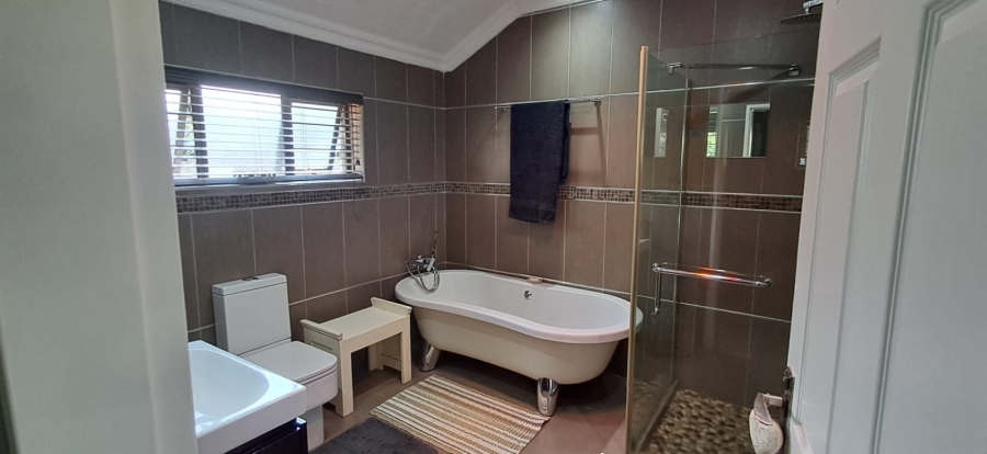 4 Bedroom Property for Sale in Meyerton Central Gauteng