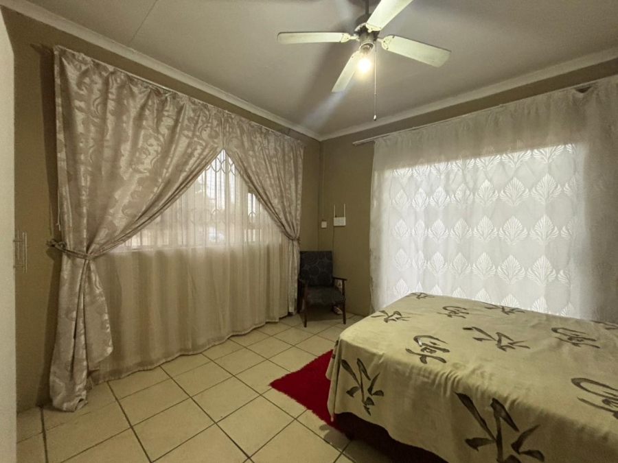 4 Bedroom Property for Sale in Vanderbijlpark CW 3 Gauteng