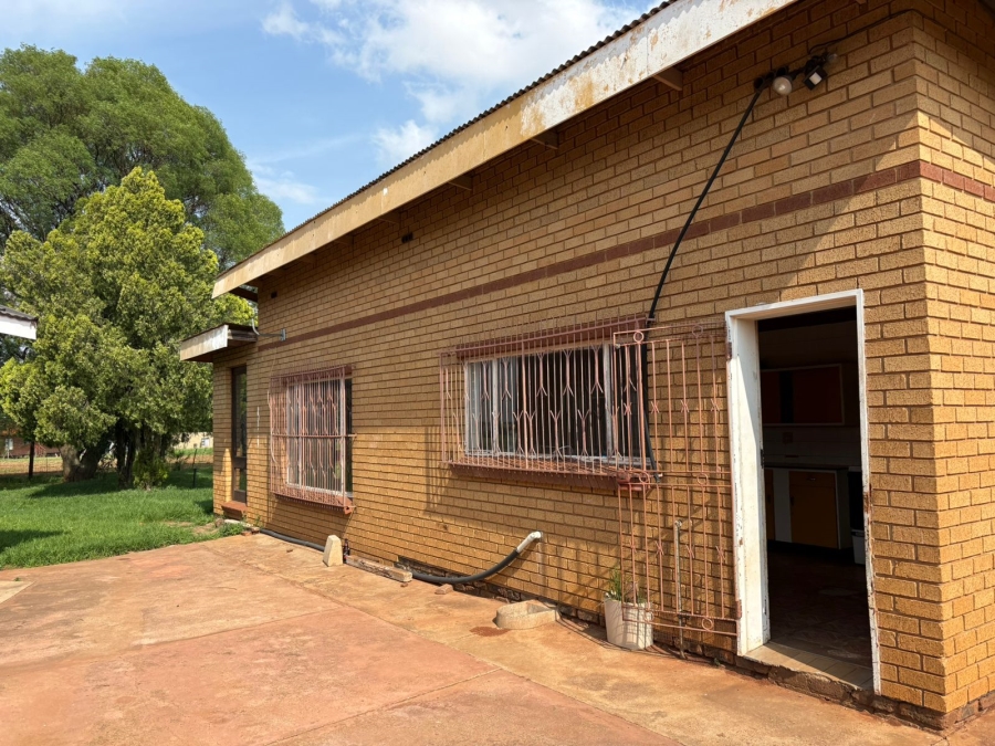 To Let 2 Bedroom Property for Rent in Gladwood Gauteng