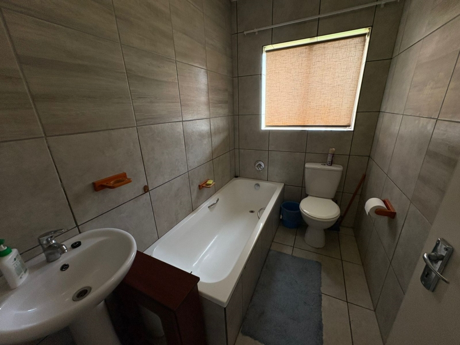 To Let 2 Bedroom Property for Rent in Vanderbijlpark SW 5 Gauteng