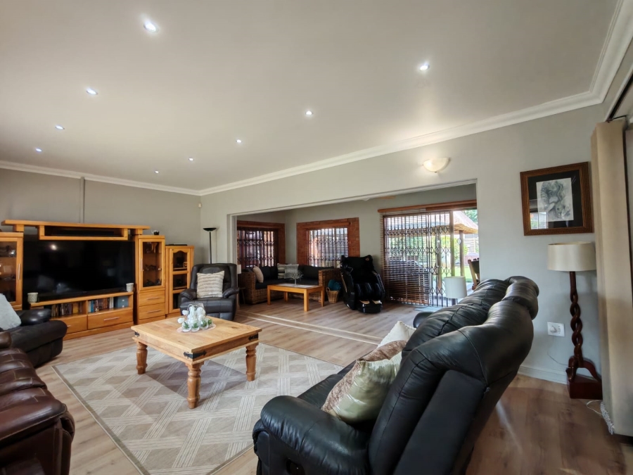4 Bedroom Property for Sale in Risiville Gauteng