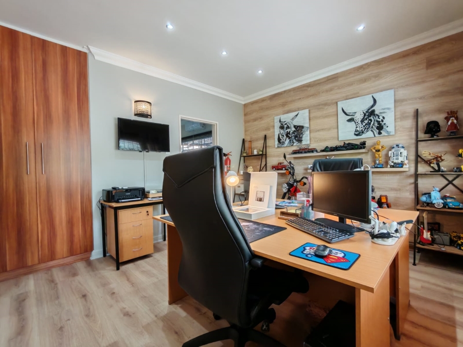 4 Bedroom Property for Sale in Risiville Gauteng