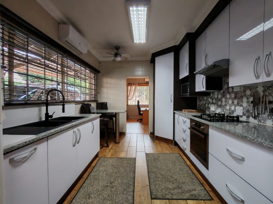 4 Bedroom Property for Sale in Risiville Gauteng