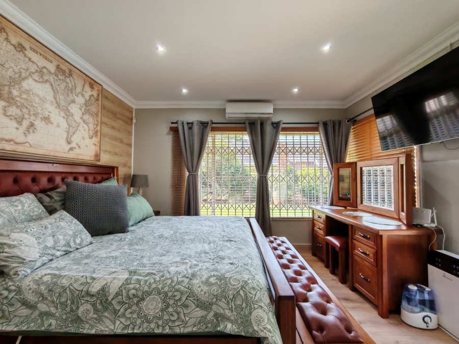 4 Bedroom Property for Sale in Risiville Gauteng