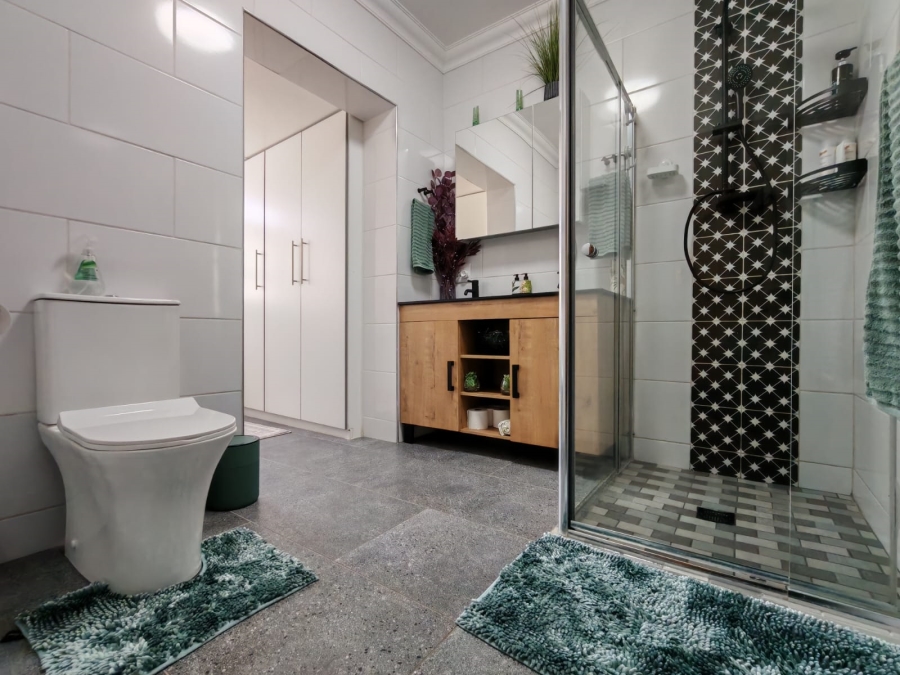 4 Bedroom Property for Sale in Risiville Gauteng