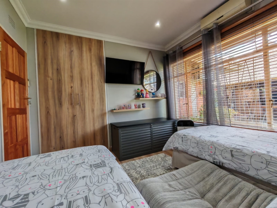 4 Bedroom Property for Sale in Risiville Gauteng