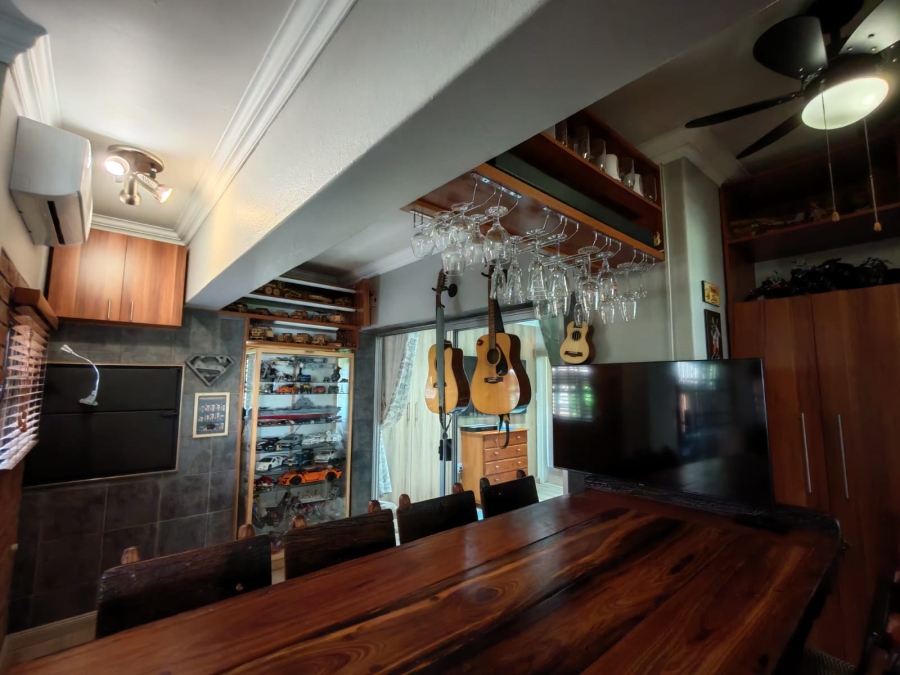 4 Bedroom Property for Sale in Risiville Gauteng