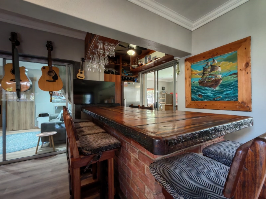 4 Bedroom Property for Sale in Risiville Gauteng