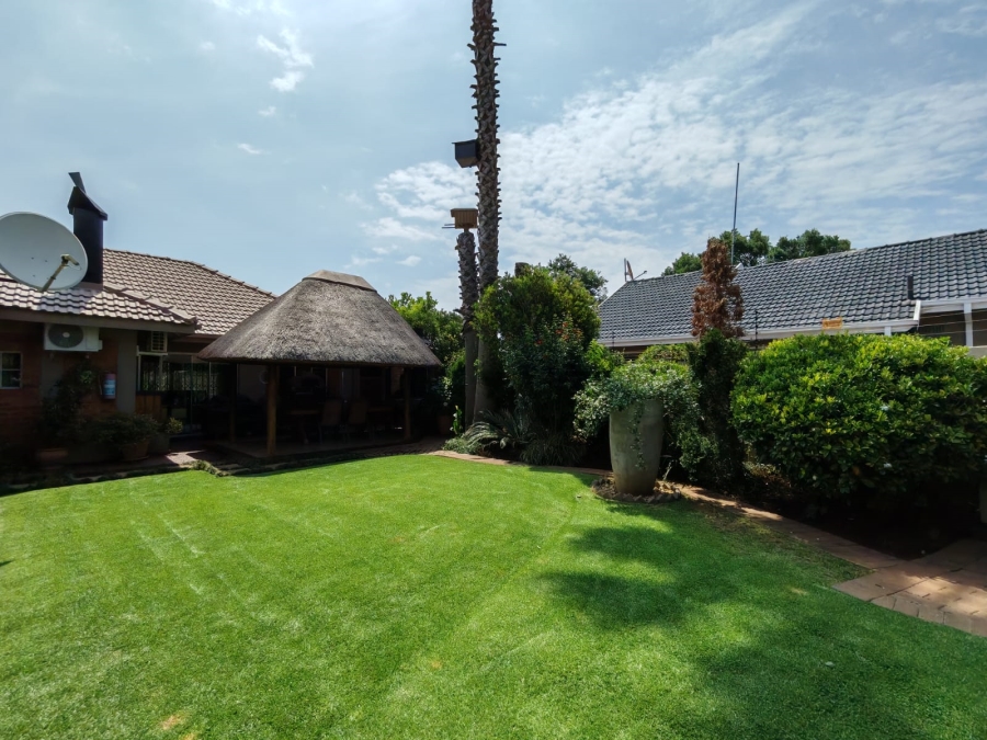 4 Bedroom Property for Sale in Risiville Gauteng