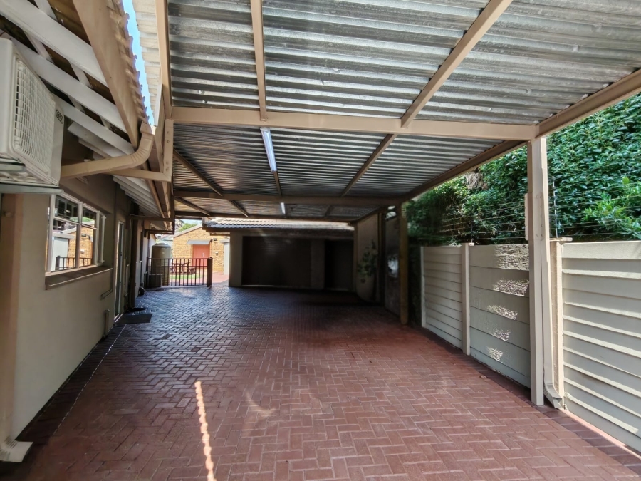 4 Bedroom Property for Sale in Risiville Gauteng