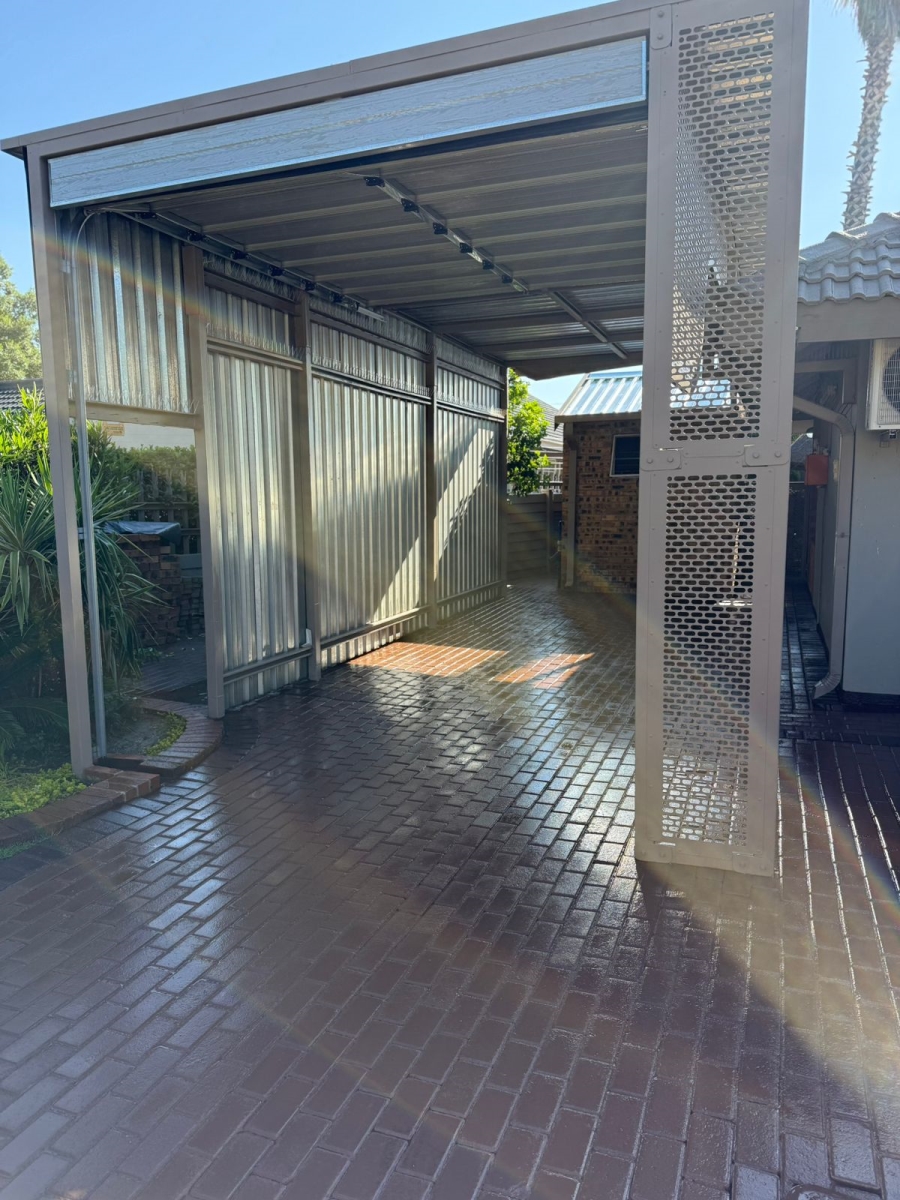 4 Bedroom Property for Sale in Risiville Gauteng