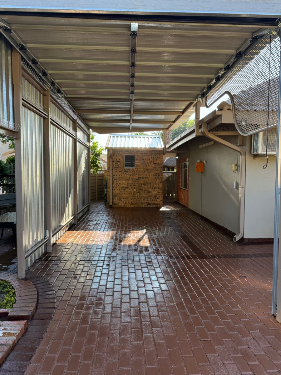 4 Bedroom Property for Sale in Risiville Gauteng