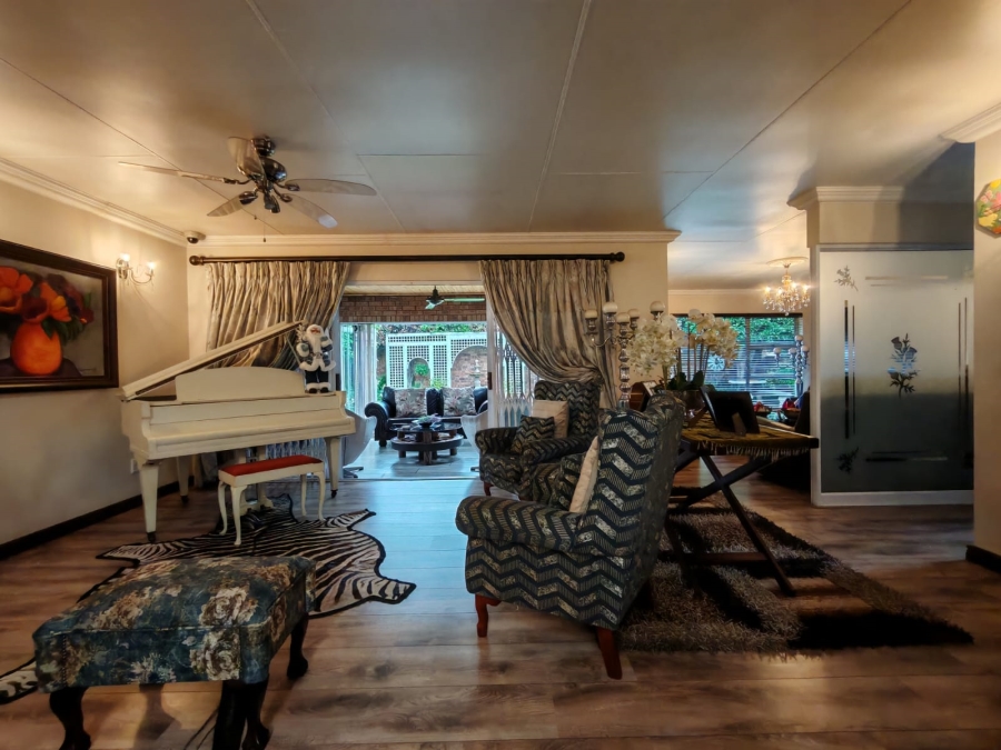 3 Bedroom Property for Sale in Three Rivers Proper Gauteng