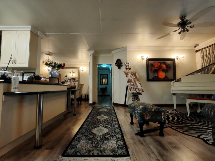 3 Bedroom Property for Sale in Three Rivers Proper Gauteng