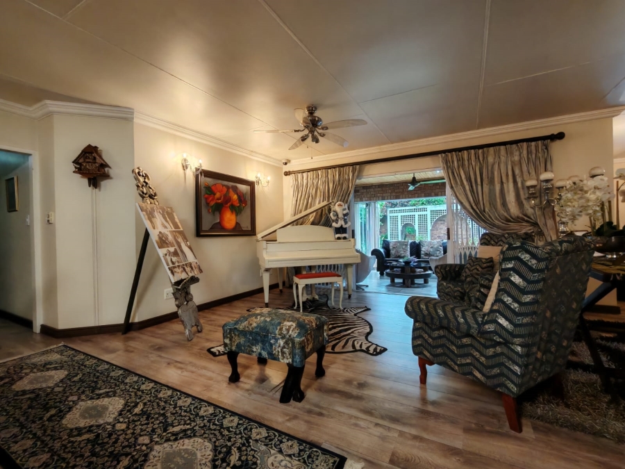 3 Bedroom Property for Sale in Three Rivers Proper Gauteng