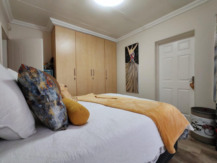 3 Bedroom Property for Sale in Three Rivers Proper Gauteng