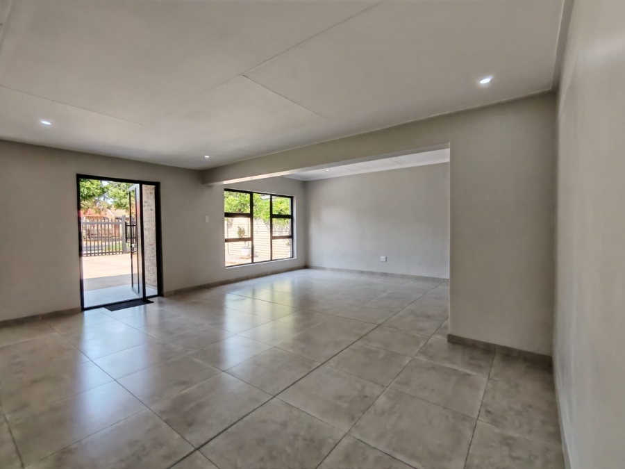 4 Bedroom Property for Sale in Risiville Gauteng