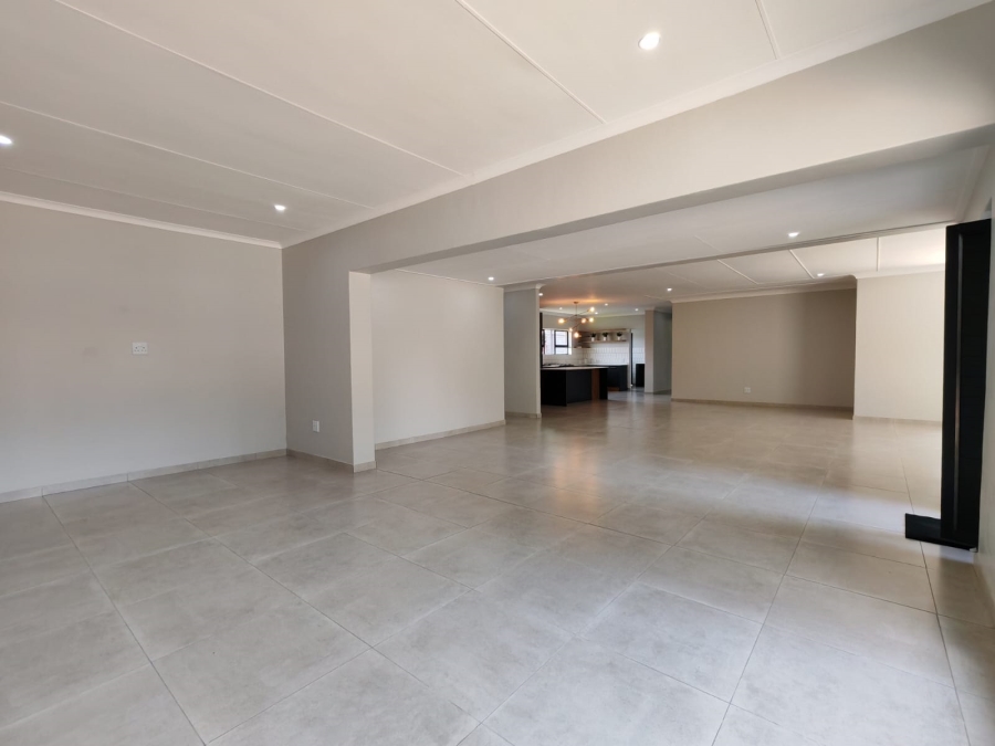 4 Bedroom Property for Sale in Risiville Gauteng