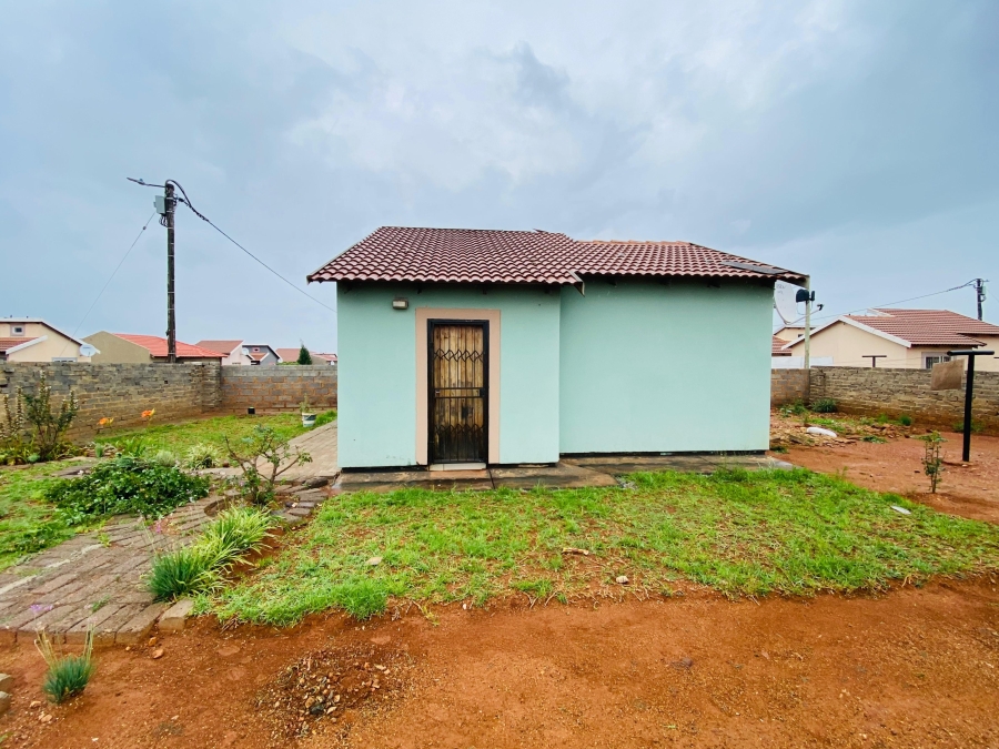 2 Bedroom Property for Sale in Savanna City Gauteng