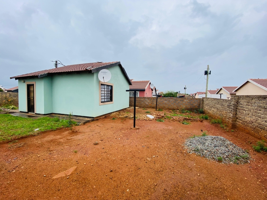 2 Bedroom Property for Sale in Savanna City Gauteng