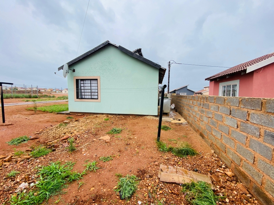 2 Bedroom Property for Sale in Savanna City Gauteng