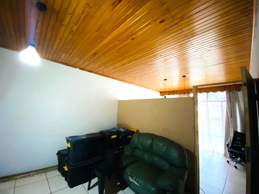 2 Bedroom Property for Sale in Vereeniging Gauteng