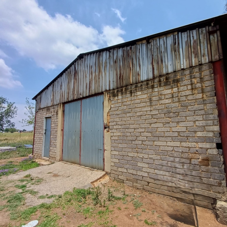 1 Bedroom Property for Sale in Nelsonia Gauteng