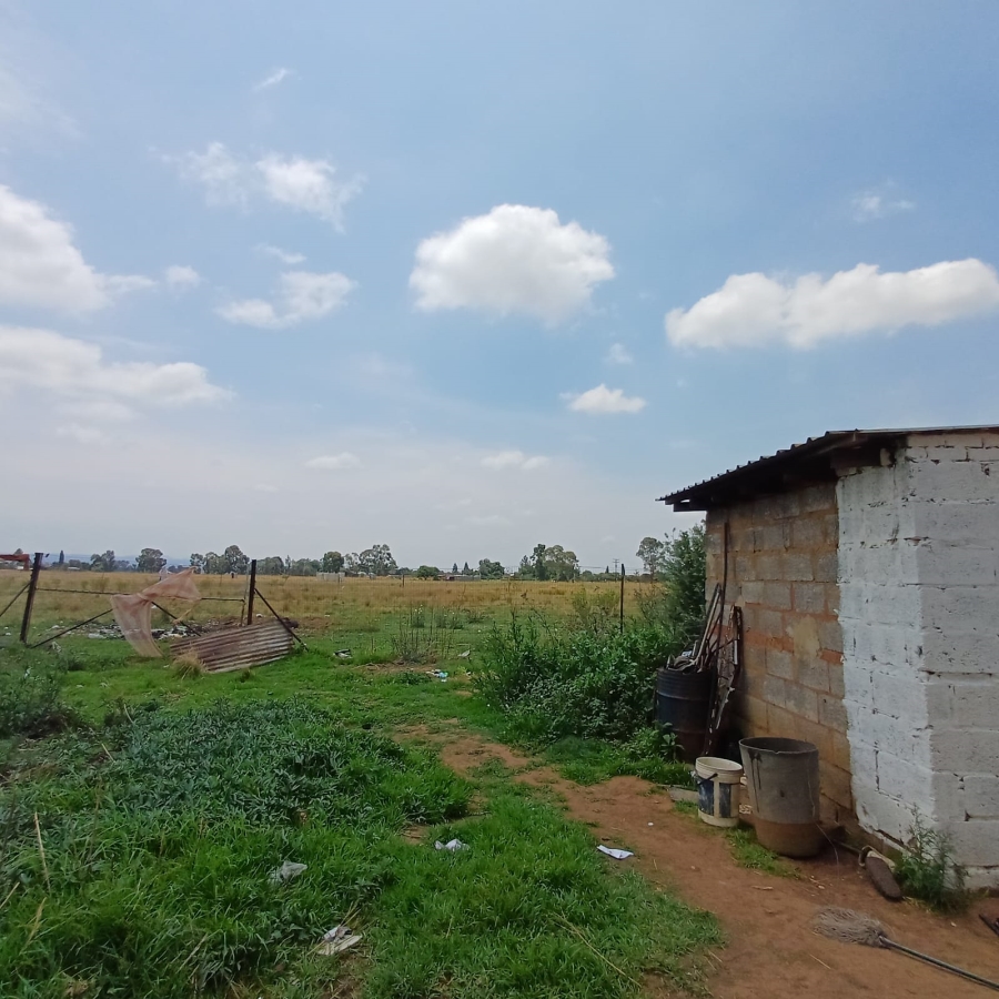 1 Bedroom Property for Sale in Nelsonia Gauteng