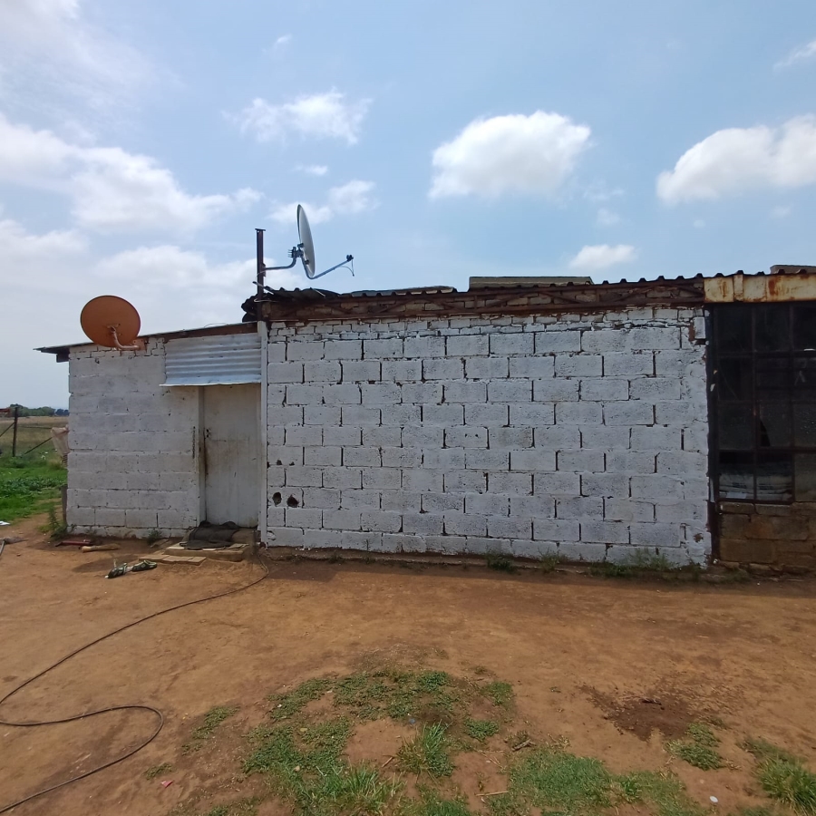 1 Bedroom Property for Sale in Nelsonia Gauteng