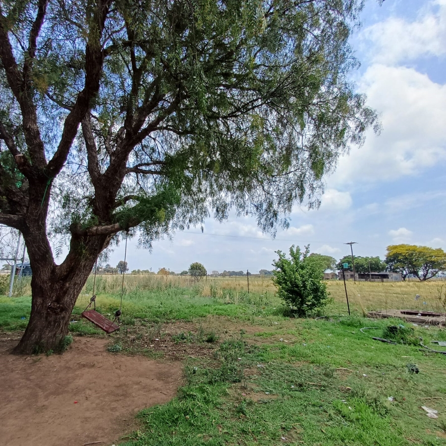 1 Bedroom Property for Sale in Nelsonia Gauteng