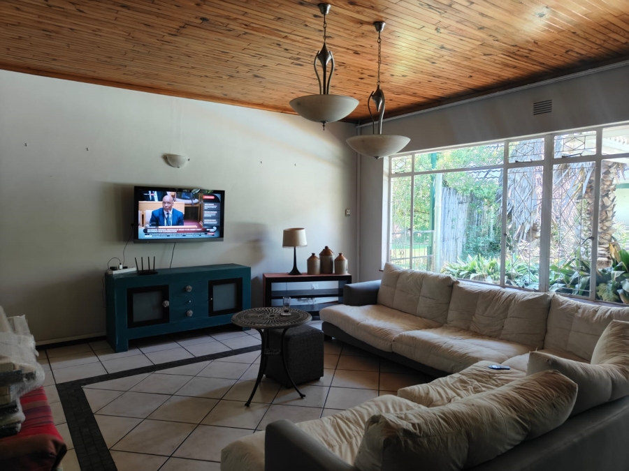 To Let 3 Bedroom Property for Rent in Glen Donald A H Gauteng