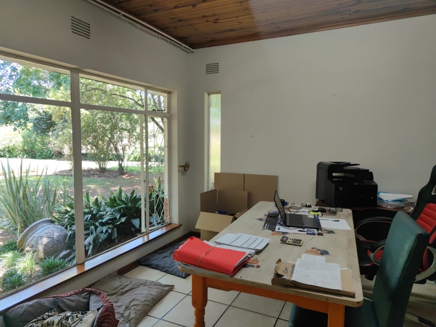 To Let 3 Bedroom Property for Rent in Glen Donald A H Gauteng