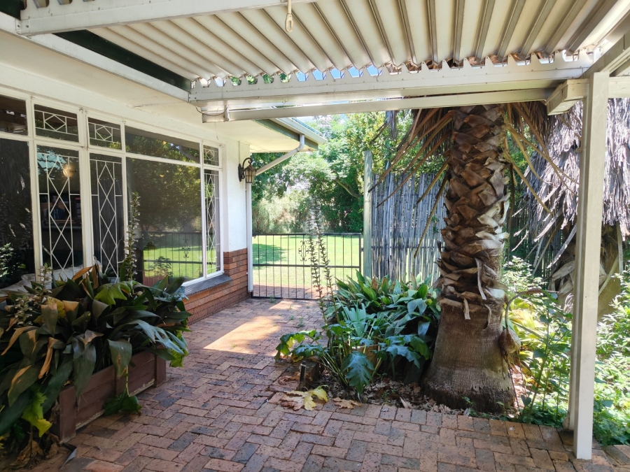 To Let 3 Bedroom Property for Rent in Glen Donald A H Gauteng